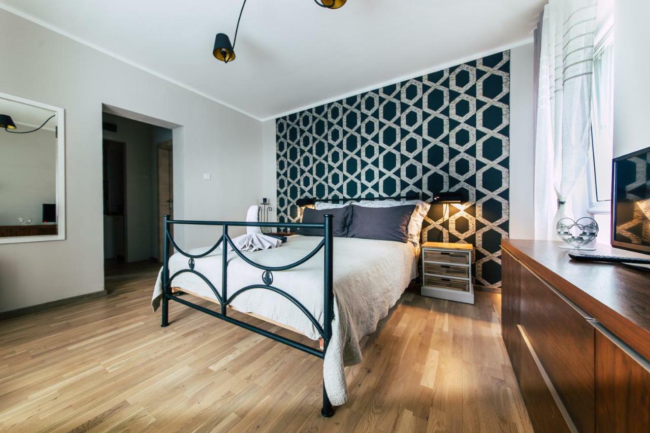 Apartamenty Jablonowa Zielona Gora  Exterior photo